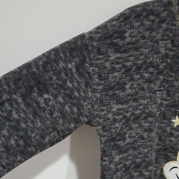 Disney Mickey Mouse XS grey long sleeve sweater - Picture 3 of 6